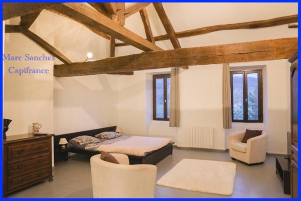 Dpt Hautes Pyrénées (65) Tarbes Nord à vendre GITES de 300 m2 sur 2775 m2 de terrain avec piscine.