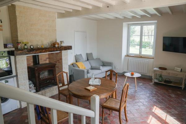 Dpt Hautes Pyrénées (65) Tarbes Nord à vendre GITES de 300 m2 sur 2775 m2 de terrain avec piscine.