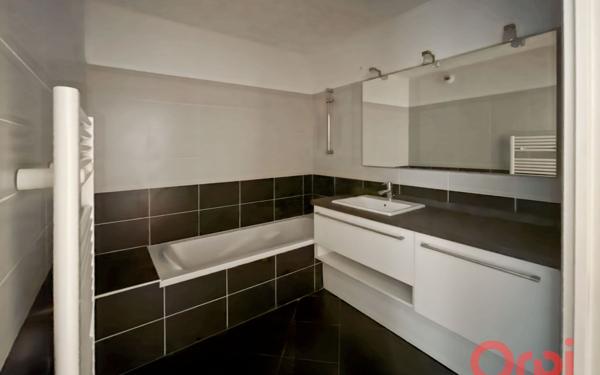 Appartement à vendre    4 pièces • 90 m2 Villeurbanne