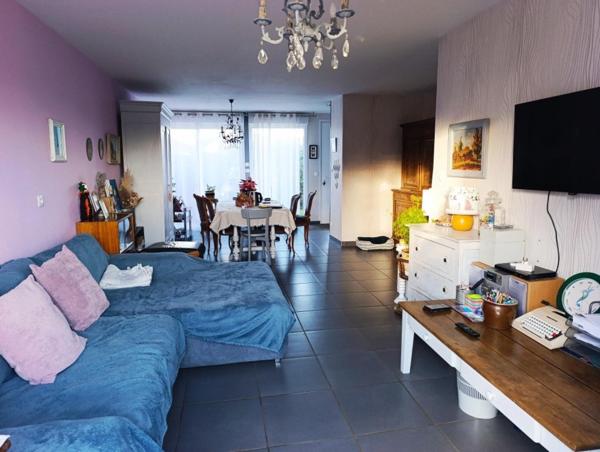 Plain-pied lumineux avec terrasse sans vis-à-vis à Issoudun – prêt à emménager !