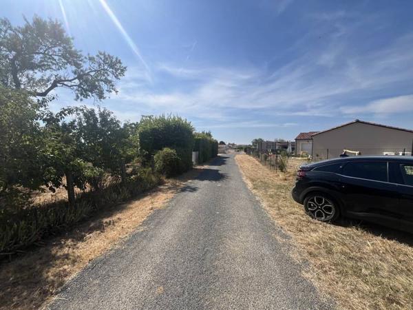 Terrain à vendre 37 000 € Saint-Saturnin 4246 m² DPE