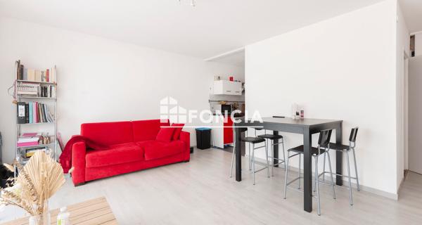 À vendre Studio 31.32 m² - Mont-de-marsan 40000
