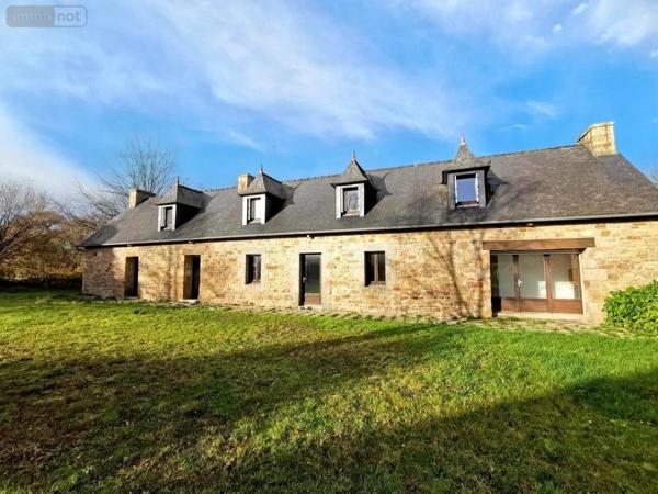 Maison à vendre à Bégard dans les Côtes-d'Armor (22140), ref : 22102-2381