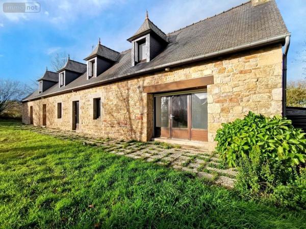 Maison à vendre à Bégard dans les Côtes-d'Armor (22140), ref : 22102-2381