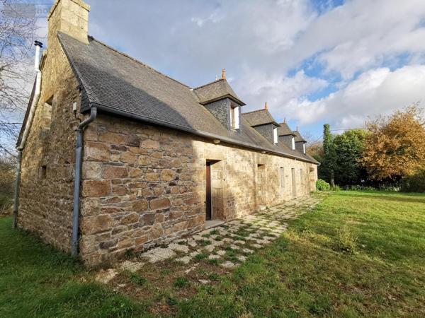 Maison à vendre à Bégard dans les Côtes-d'Armor (22140), ref : 22102-2381