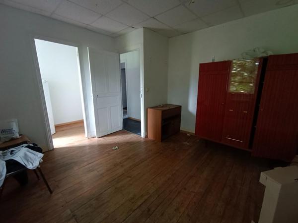 Immeuble à THIERS, 63300 - 325m²