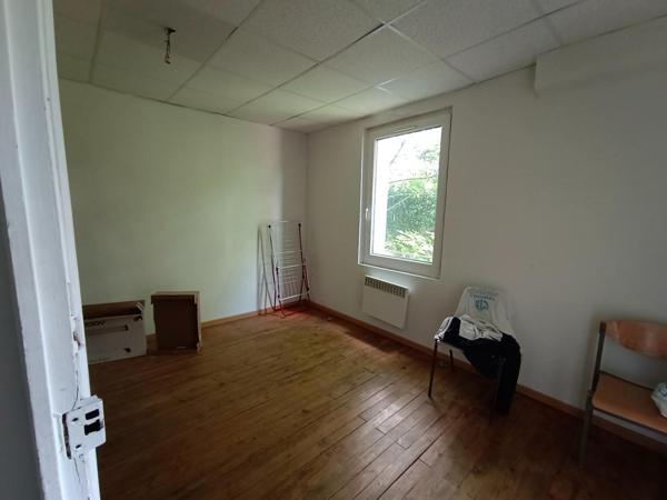 Immeuble à THIERS, 63300 - 325m²