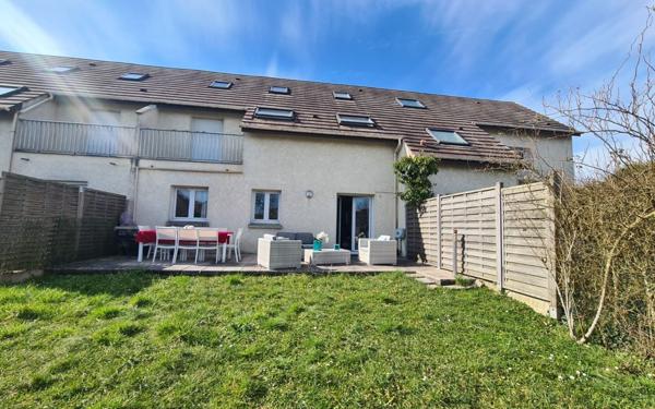 Appartement à vendre    4 pièces • 81 m2 Chevry-Cossigny