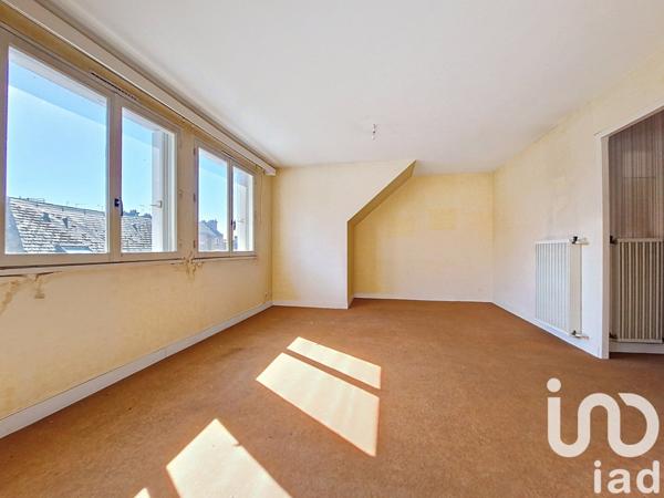 Appartement 3 pièces de 63 m² à Charleville-Mézières (08000)