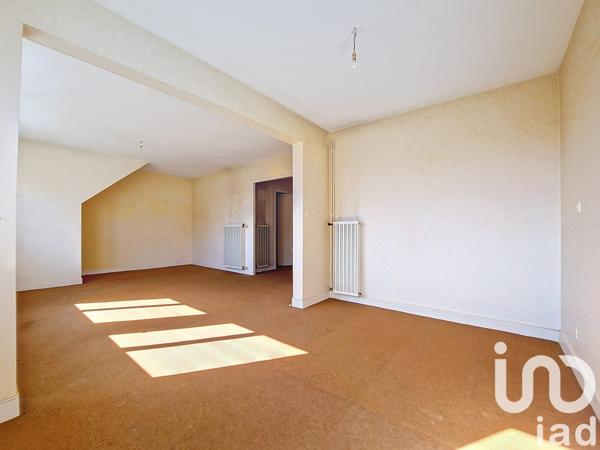 Appartement 3 pièces de 63 m² à Charleville-Mézières (08000)