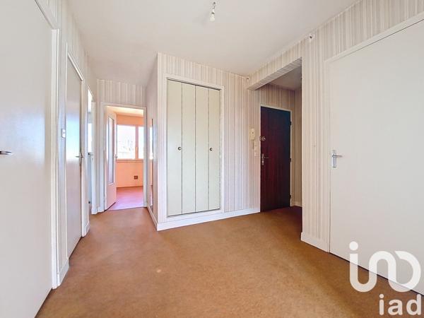 Appartement 3 pièces de 63 m² à Charleville-Mézières (08000)