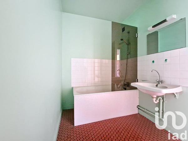 Appartement 3 pièces de 63 m² à Charleville-Mézières (08000)