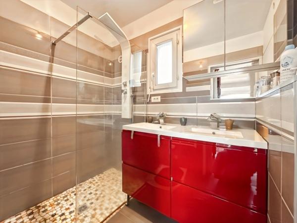 A vendre CARGESE - à 260m de la plage - Maison de 2 chambres et 1 bureau - vue mer