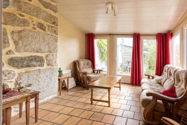 Maison à vendre à Challex dans l'Ain (01630), ref : 01047-755