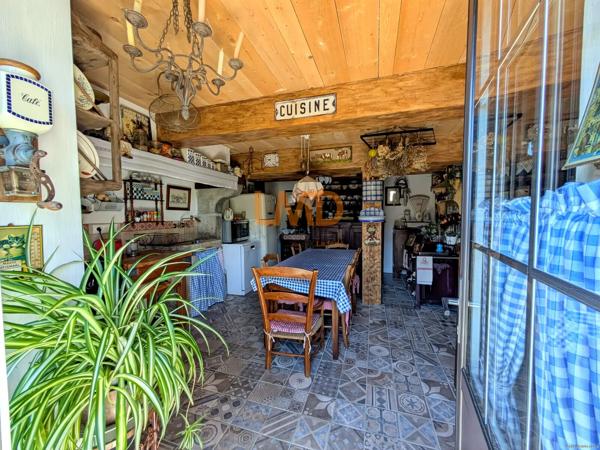 Maison en pierre 7 pièces 150m2, piscine, jardin