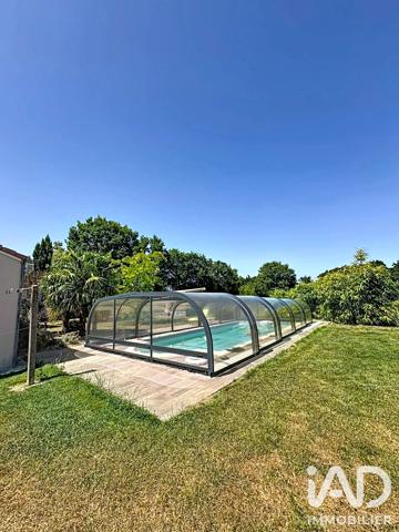 Maison à vendre 6 pièces 245 m² Bressuire