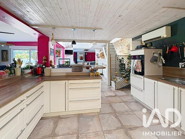 Maison à vendre 6 pièces 245 m² Bressuire