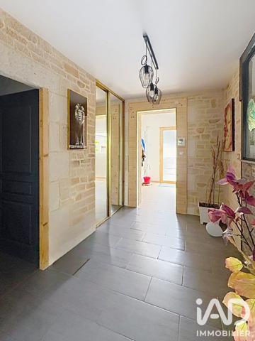 Maison à vendre 6 pièces 245 m² Bressuire