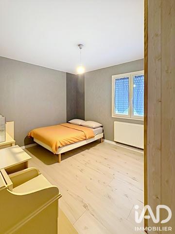 Maison à vendre 6 pièces 245 m² Bressuire