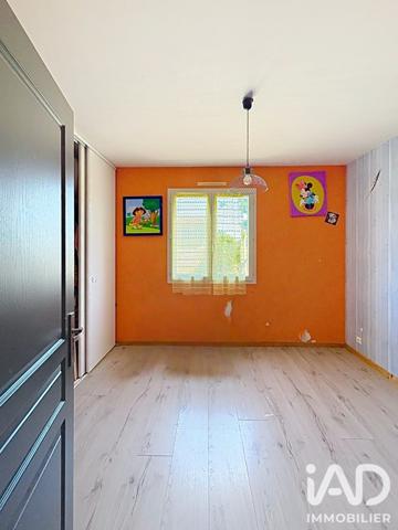 Maison à vendre 6 pièces 245 m² Bressuire
