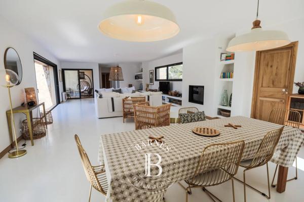 Sainte-Lucie-de-Porto-Vecchio, Villa 4 Chambres -  196 m² à vendre
