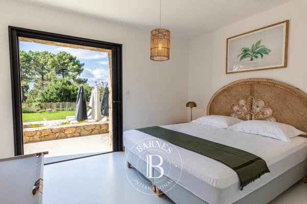 Sainte-Lucie-de-Porto-Vecchio, Villa 4 Chambres -  196 m² à vendre