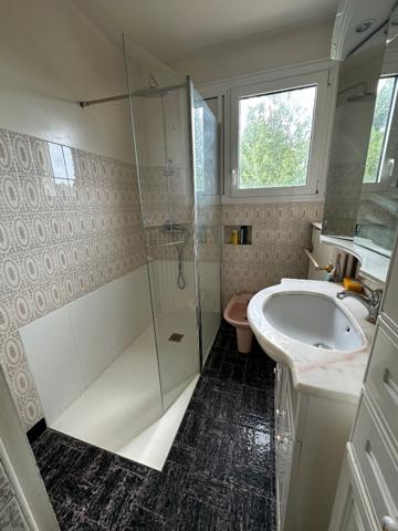 Maison à rénover 4 chambres à vendre en plein centre d'Aizenay