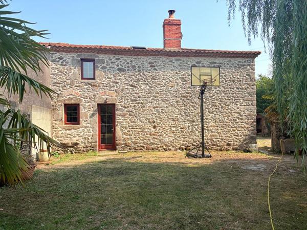 Maison 145 m² - Étang privé - Grand jardin -