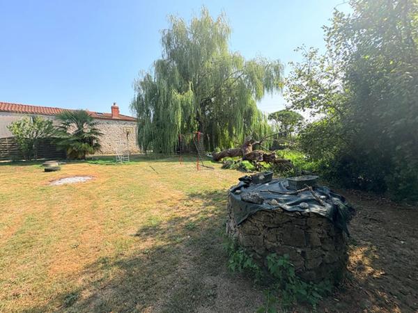 Maison 145 m² - Étang privé - Grand jardin -