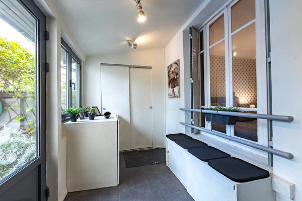 Maison
         6 pièces
        - 145 m² Exclusivité 618 000 € *