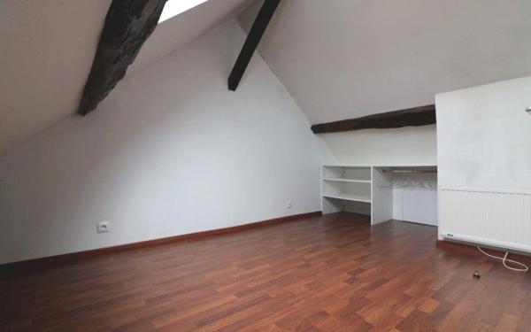 Appartement à louer    3 pièces •  Rozay-en-Brie