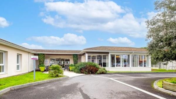 INVESTISSEMENT LOCATIF  PORNIC  Résidence EHPAD Les Ormes  5,86 % de rentabilité