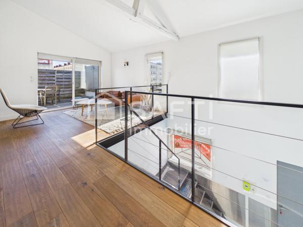 Jolie Maison individuelle, 2 terrasses, 2 chambres.