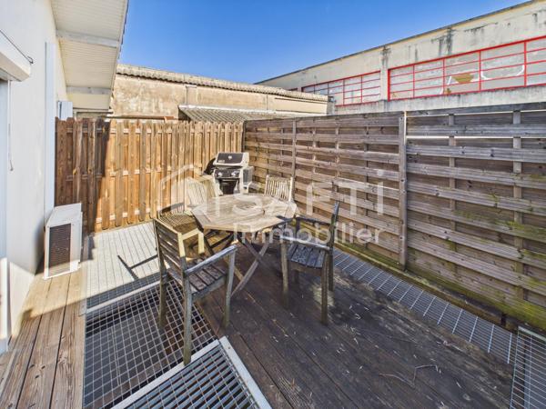 Jolie Maison individuelle, 2 terrasses, 2 chambres.