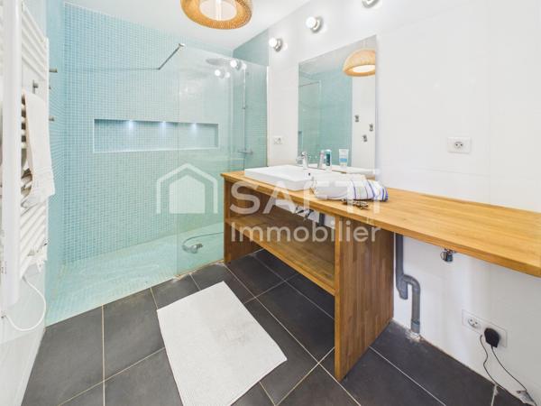 Jolie Maison individuelle, 2 terrasses, 2 chambres.