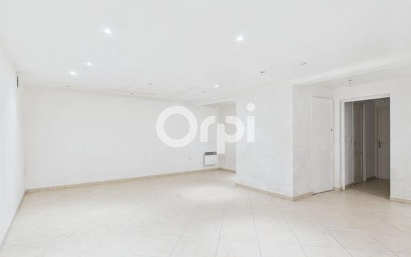 Maison à vendre    4 pièces •  Callian