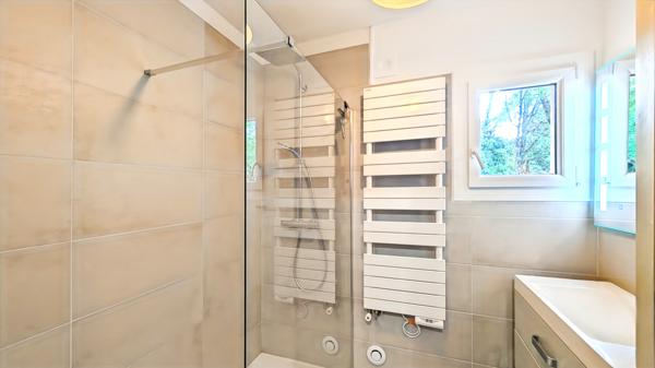 Gréolières (06620) MAISON T5 - 130 m2 - Terrain 4660 m2 - GROELIERES