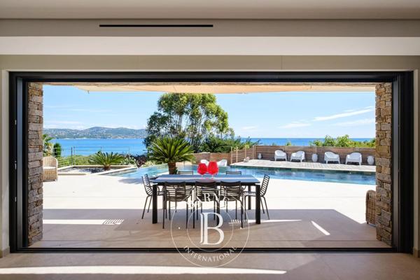 Sainte-Maxime, Villa 5 Chambres -  318 m² à vendre