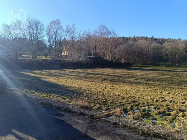 Vente                                                      Terrain
                        
                                         4690 m2                     à Fau-de-Peyre