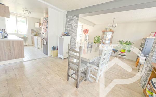 Maison à vendre    4 pièces •  Chambly