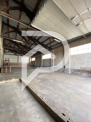 Local d'activité 800 m2