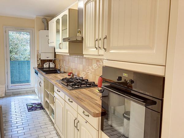 TOULON Cap Brun - Appartement T3 - 71.41 m2 - Terrasse - Garage