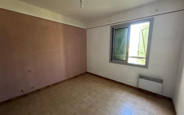 Appartement à vendre    4 pièces • 60 m2 Six-Fours-les-Plages