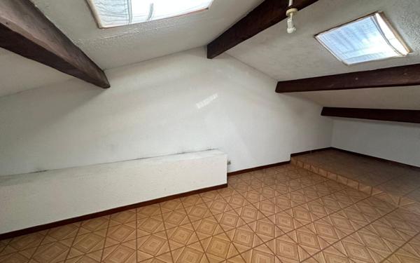 Appartement à vendre    4 pièces • 60 m2 Six-Fours-les-Plages