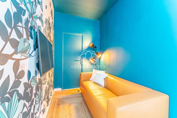 Maison de 350 m² avec piscine et appartement T2 indépendant