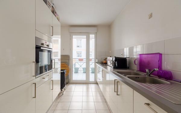 Appartement à vendre    3 pièces • 75 m2 Lyon 3