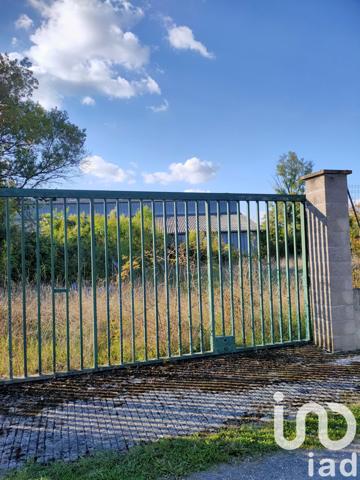 Immeuble à vendre 810 m² Bréville