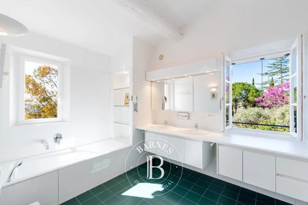 Fayence, Maison 5 Chambres -  251 m² à vendre