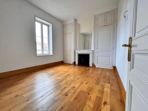 Maison 7 pièces de 197 m² à Anse