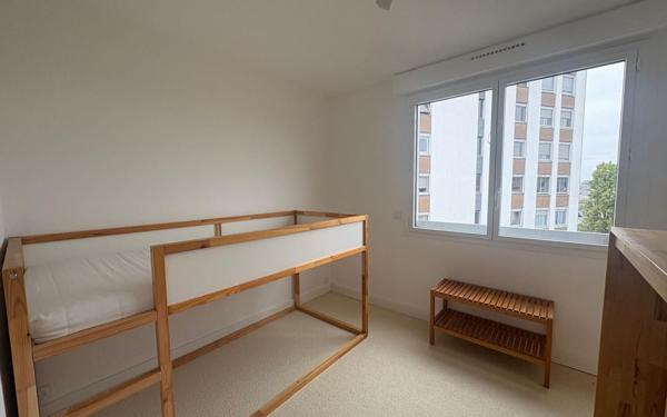 Appartement à louer    5 pièces • 94,13 m2 Paris 19